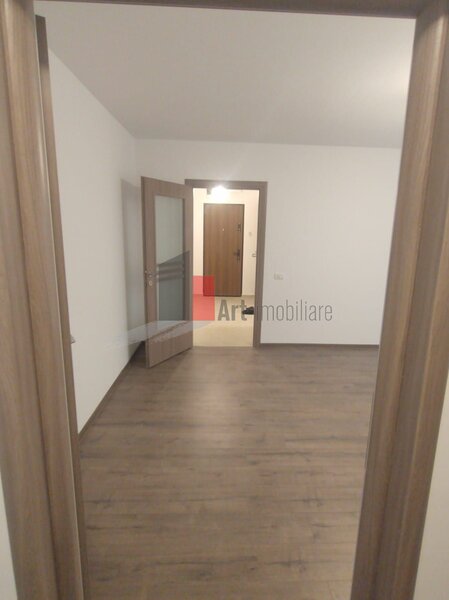 Piata Resita, vanzare apartament 3 camere.